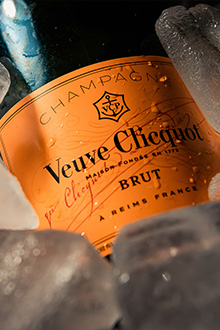 Veuve Clicquot Champagne Logo